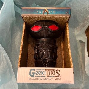 Black manta never opened Geeki Tiki ceramic mug collectors 22 ounces